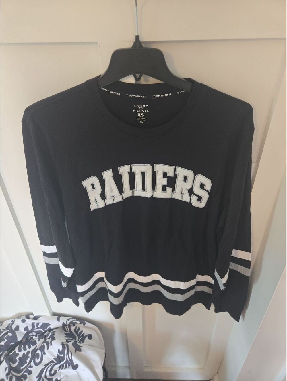 Tommy Hilfiger x NFL Las Vegas Raiders Long Sleeve Graphic Shirt Size XL